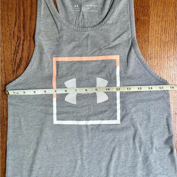 Under Armour Women's Sportstyle Graphic Tank Top - Picture 4 of 5